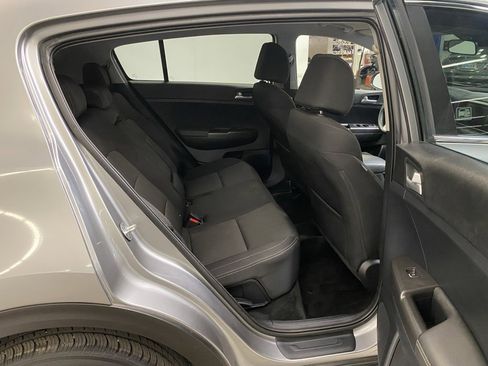 Used 2021 Kia Sportage LX image 11