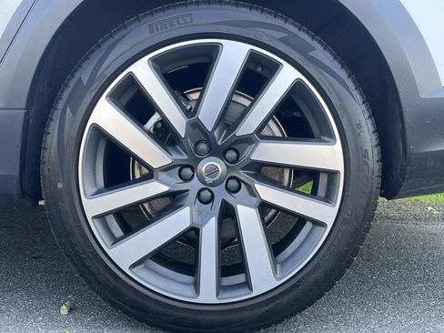 Used 2023 Volvo V90 B6 Cross Country Plus w/ Climate Package AWD/4WD image 27