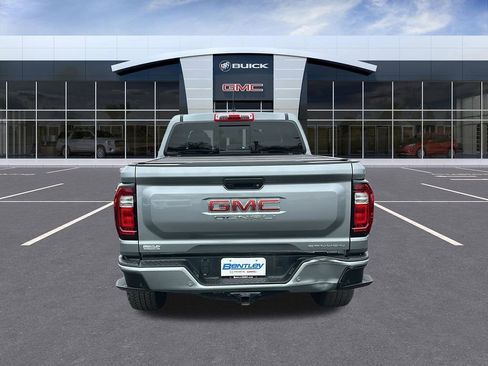 Certified 2024 GMC Canyon Denali image 4