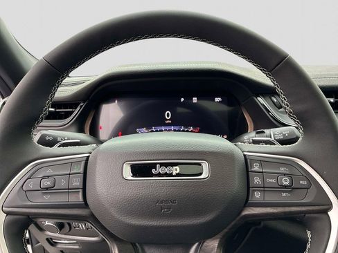 New 2026 Jeep Grand Cherokee Altitude AWD/4WD image 11