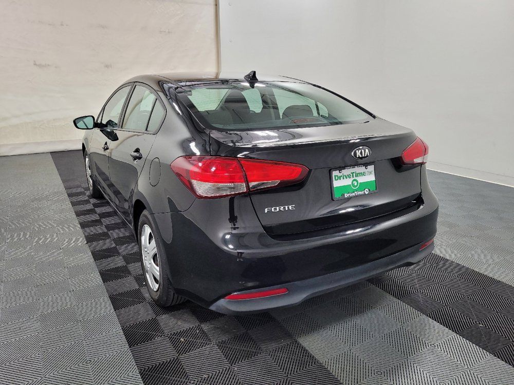 Used 2017 Kia Forte LX FWD image 5