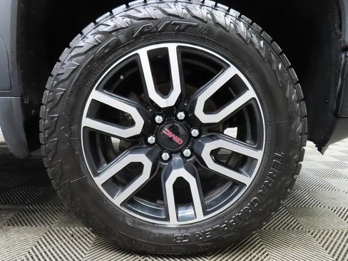 Used 2021 GMC Sierra 1500 Elevation image 8