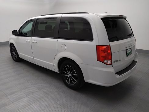 Used 2018 Dodge Grand Caravan GT FWD image 5
