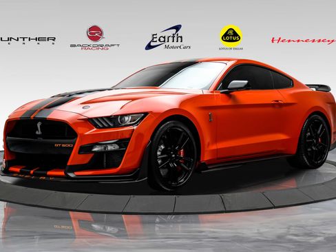 Used 2022 Ford Mustang Shelby GT500 w/ Technology Package RWD image 1