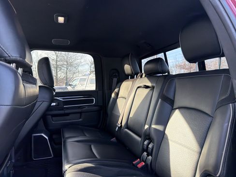 Used 2020 RAM 3500 Laramie image 29