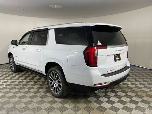 New 2026 GMC Yukon XL Denali w/ Denali Reserve Package image 19