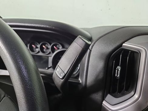 Used 2022 Chevrolet Silverado 1500 Custom image 20