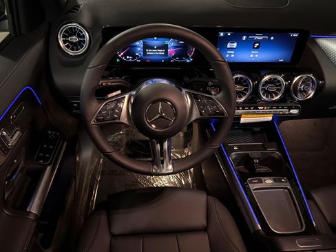 New 2026 Mercedes-Benz GLA 250 image 13