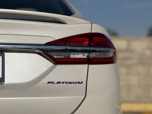 Used 2018 Ford Fusion Energi Platinum image 12