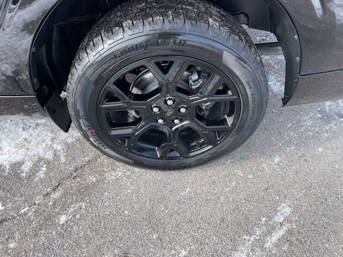 New 2026 Ford Maverick Lobo image 18