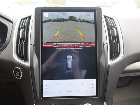 Used 2024 Ford Edge SEL image 14