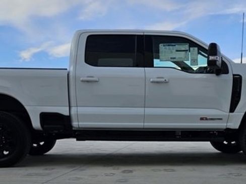 New 2026 Ford F250 Lariat w/ Black Appearance Package image 6