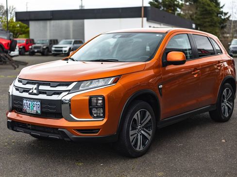 Used 2023 Mitsubishi Outlander Sport ES image 6