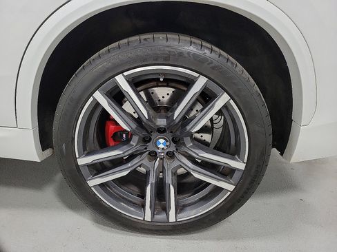 Used 2022 BMW X5 M w/ Executive Package image 8