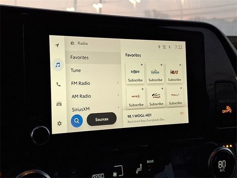 Certified 2023 Toyota Highlander XLE image 23