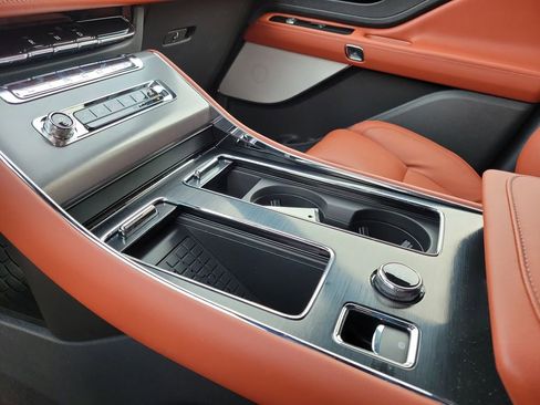 New 2026 Lincoln Aviator Reserve image 29