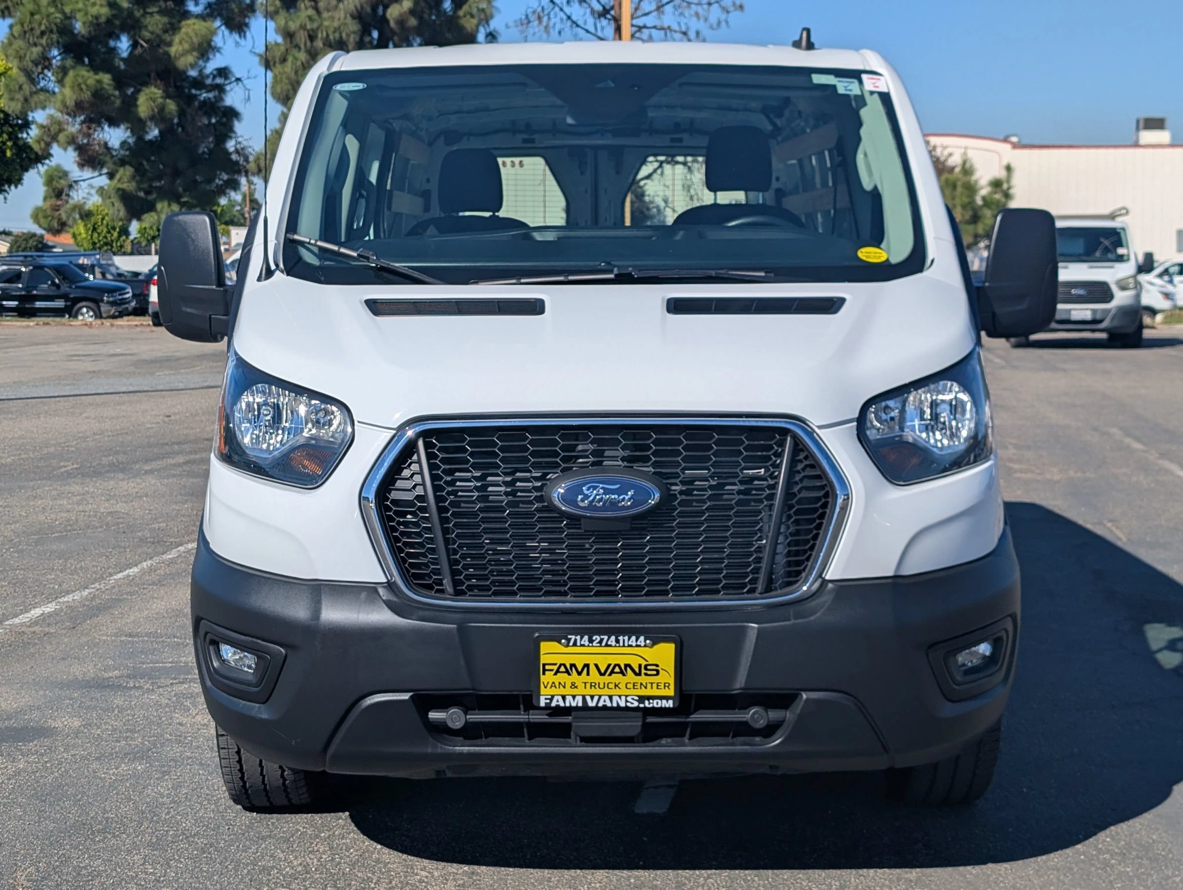 Used 2025 Ford Transit 250 Low Roof w/ Exterior Upgrade Package RWD image 2