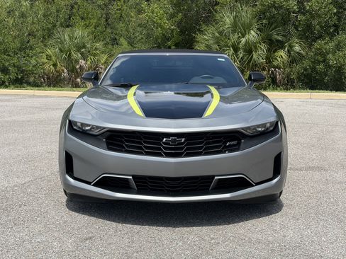 Used 2023 Chevrolet Camaro LT RWD image 5