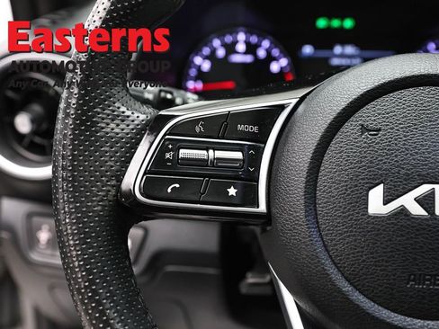 Used 2022 Kia Forte GT-Line w/ GT-Line Premium Package image 15