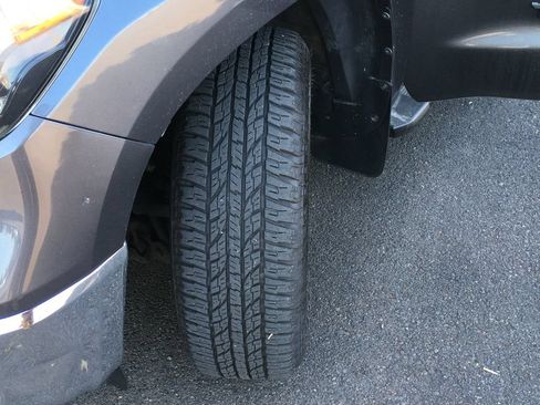 Used 2019 Toyota Tundra SR5 AWD/4WD image 36