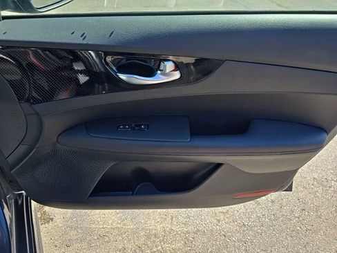 Certified 2023 Kia Forte GT FWD image 31