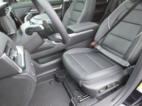 New 2026 GMC Terrain Denali w/ LPO, Floor Liner Package AWD/4WD image 27