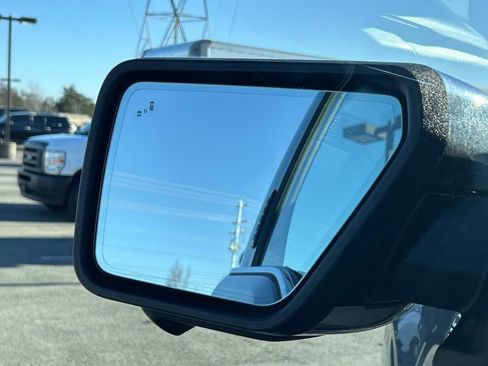 Used 2021 Ford F150 Lariat w/ Equipment Group 502A High image 19