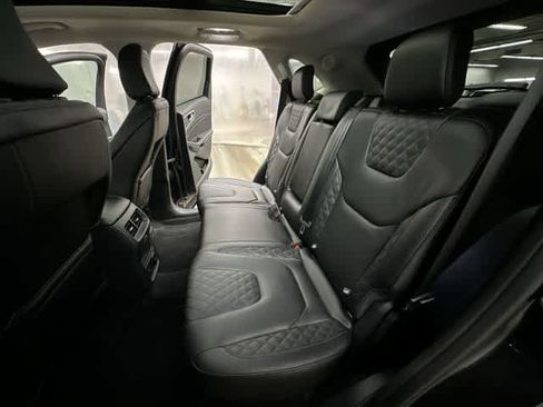 Used 2024 Ford Edge Titanium w/ Equipment Group 301A AWD/4WD image 20