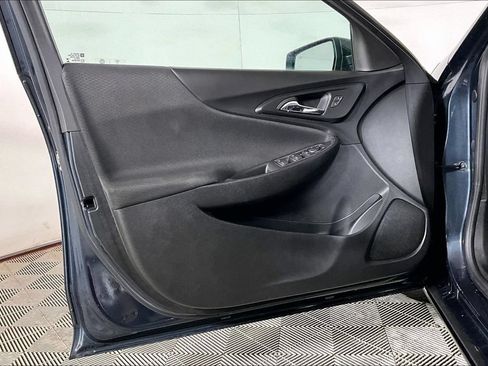 Used 2021 Chevrolet Malibu LT FWD image 24