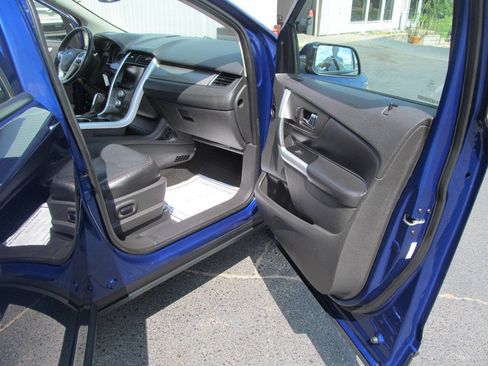 Used 2013 Ford Edge SEL FWD image 20