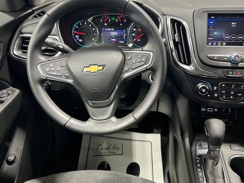 Used 2022 Chevrolet Equinox LT AWD/4WD image 13