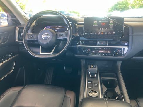 Used 2022 Nissan Pathfinder Platinum AWD/4WD image 20