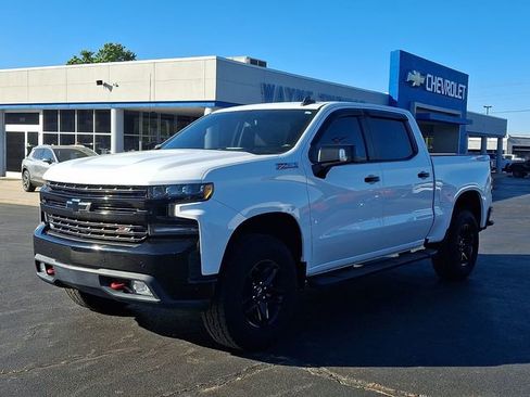Used 2020 Chevrolet Silverado 1500 LT Trail Boss AWD/4WD image 3
