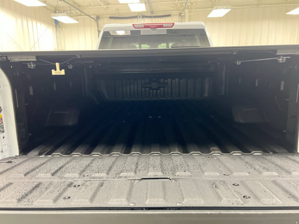 New 2026 Chevrolet Silverado 2500 High Country w/ High Country Premium Package AWD/4WD image 25