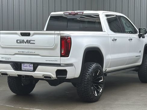 Used 2025 GMC Sierra 1500 Denali Ultimate AWD/4WD image 5