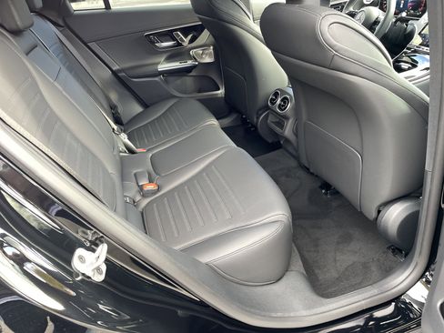 New 2026 Mercedes-Benz GLC 300 4MATIC image 38