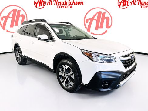 Used 2022 Subaru Outback Limited image 1