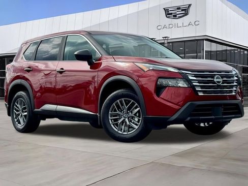 Used 2026 Nissan Rogue S image 2