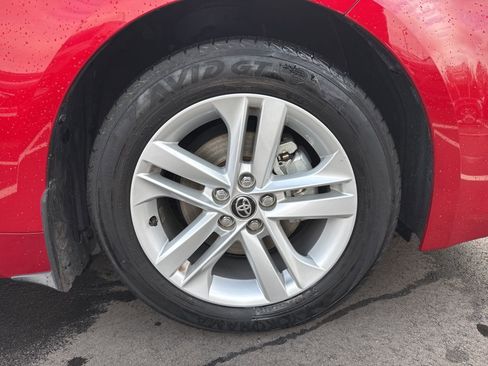 Used 2022 Toyota Corolla SE image 5