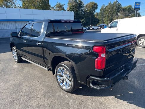 Used 2020 Chevrolet Silverado 1500 High Country image 12