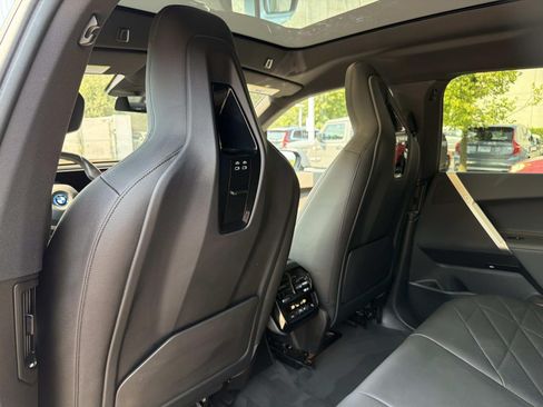 Certified 2022 BMW iX xDrive50 w/ Sport Package AWD/4WD image 12