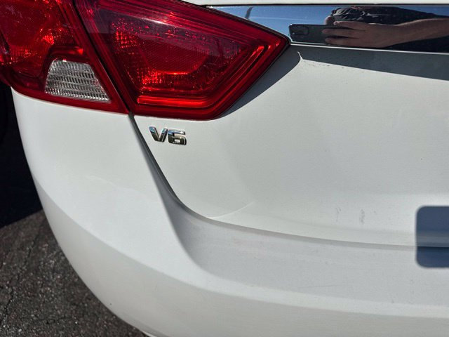 Used 2018 Chevrolet Impala LT FWD image 10