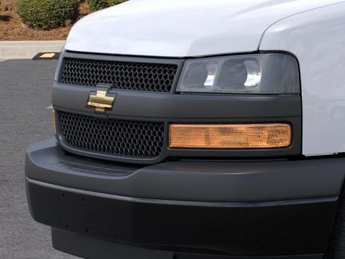 New 2025 Chevrolet Express 2500 w/ Driver Convenience Package image 36