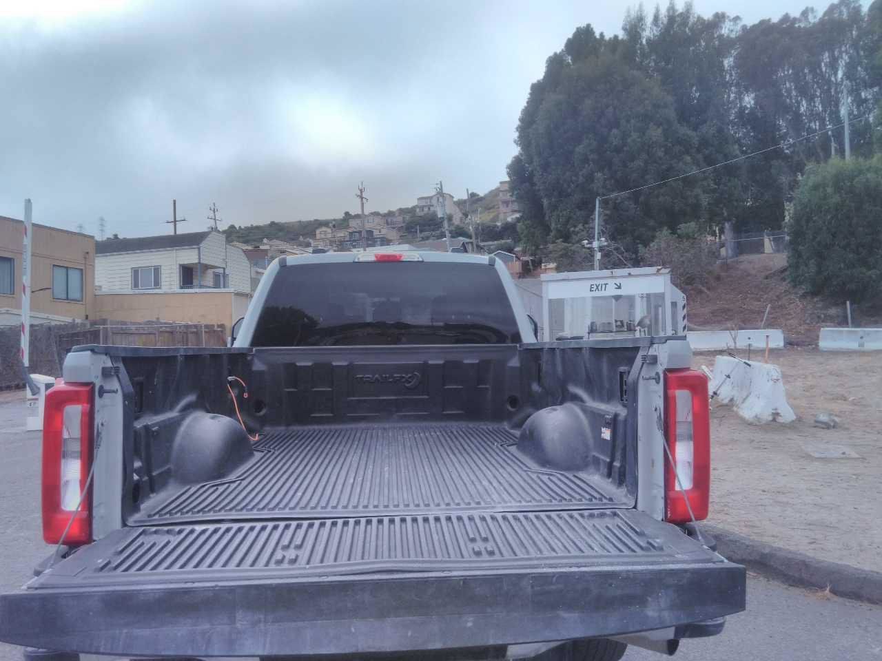 Used 2025 Ford F250 XLT AWD/4WD image 5