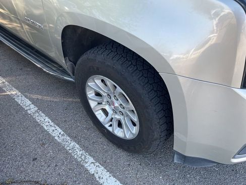 Used 2017 GMC Yukon SLE w/ HD Trailering Package image 3