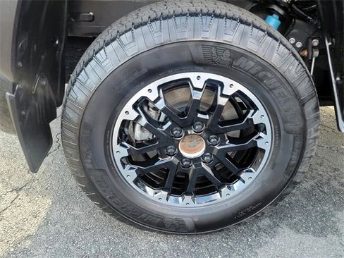 Used 2024 Toyota Tundra SR5 image 9