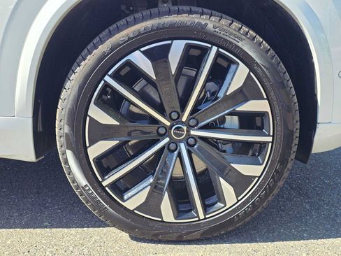 Used 2026 Volvo XC90 B6 Plus w/ Protection Package Premier AWD/4WD image 9