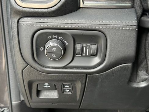 Used 2021 RAM 1500 Limited w/ Night Edition image 17