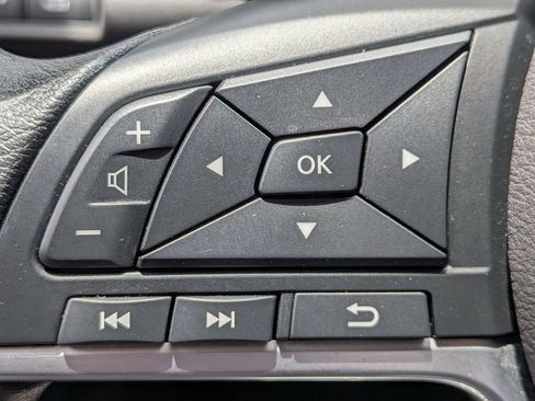 Used 2025 Nissan Altima 2.5 SV FWD image 25