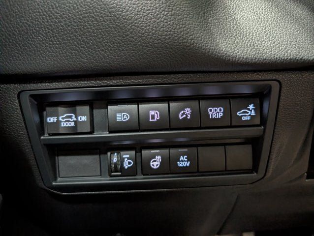 Used 2025 Toyota Sequoia 4WD image 25